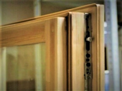 <span style="font-weight: bold;">Ремонт деревянных окон</span>